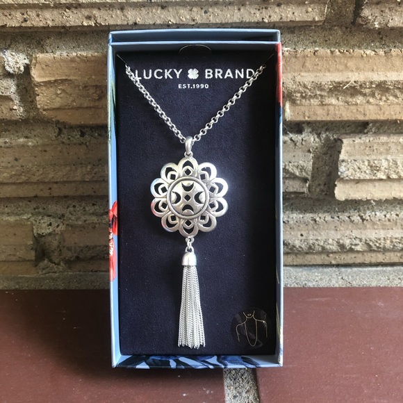 Lucky Brand necklace - Picture 1 of 5